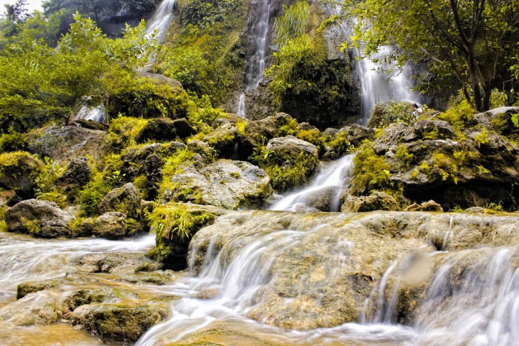 Foto Air Terjun Sri Gethuk